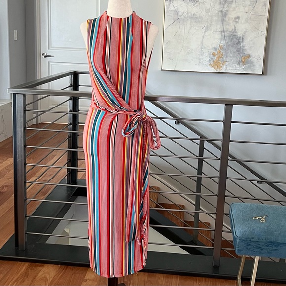 Alice + Olivia Dresses & Skirts - Alice + Olivia Delora Striped Midi Dress, Size 2